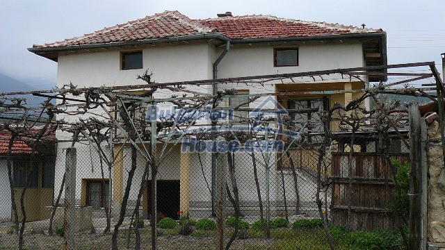 Houses for sale near Stara Zagora - 10983