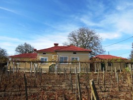 Къщи за продан до Добрич - 14435