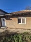 15461:12 -   Bulgarian  tipical house whit  a big yard near General Toshevo